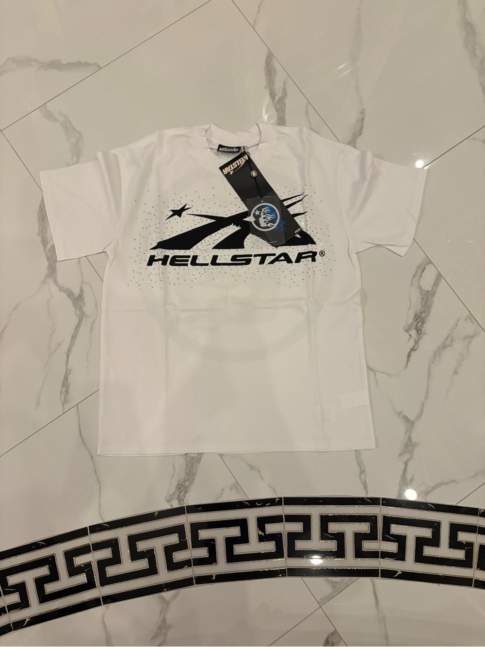 Hellstar black and white rhinestone men’s small shirt